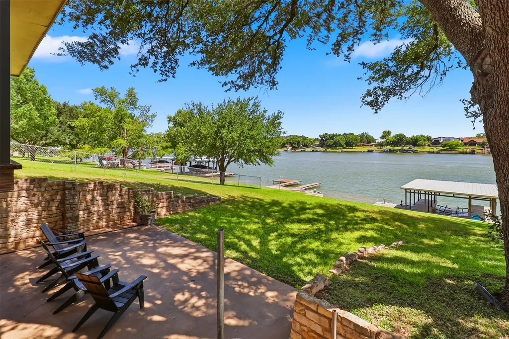 3000 River Oaks Drive Kingsland TX 78639