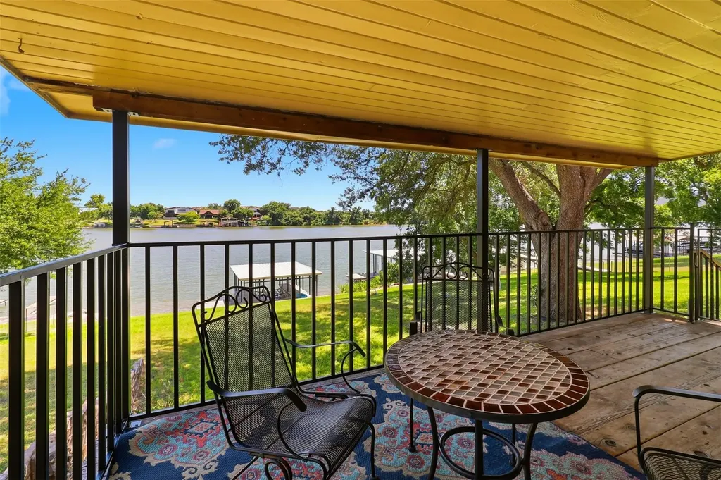 3000 River Oaks Drive Kingsland TX 78639