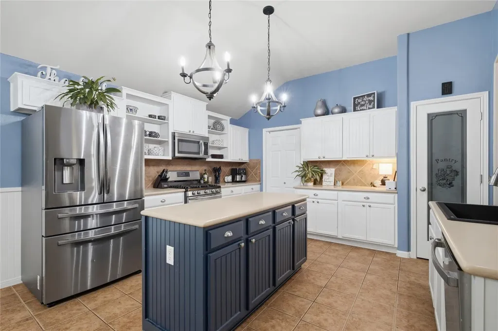 2409 Tumbling River Drive Leander TX 78641
