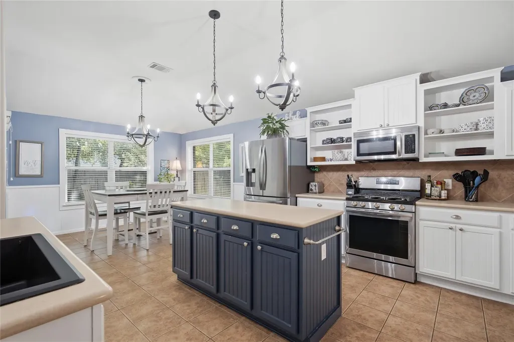 2409 Tumbling River Drive Leander TX 78641