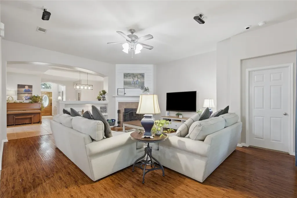 2409 Tumbling River Drive Leander TX 78641
