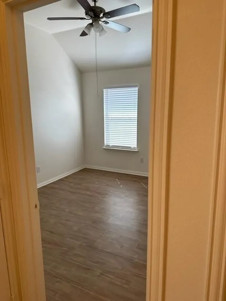 1438 Bull Horn Loop Round Rock TX 78665