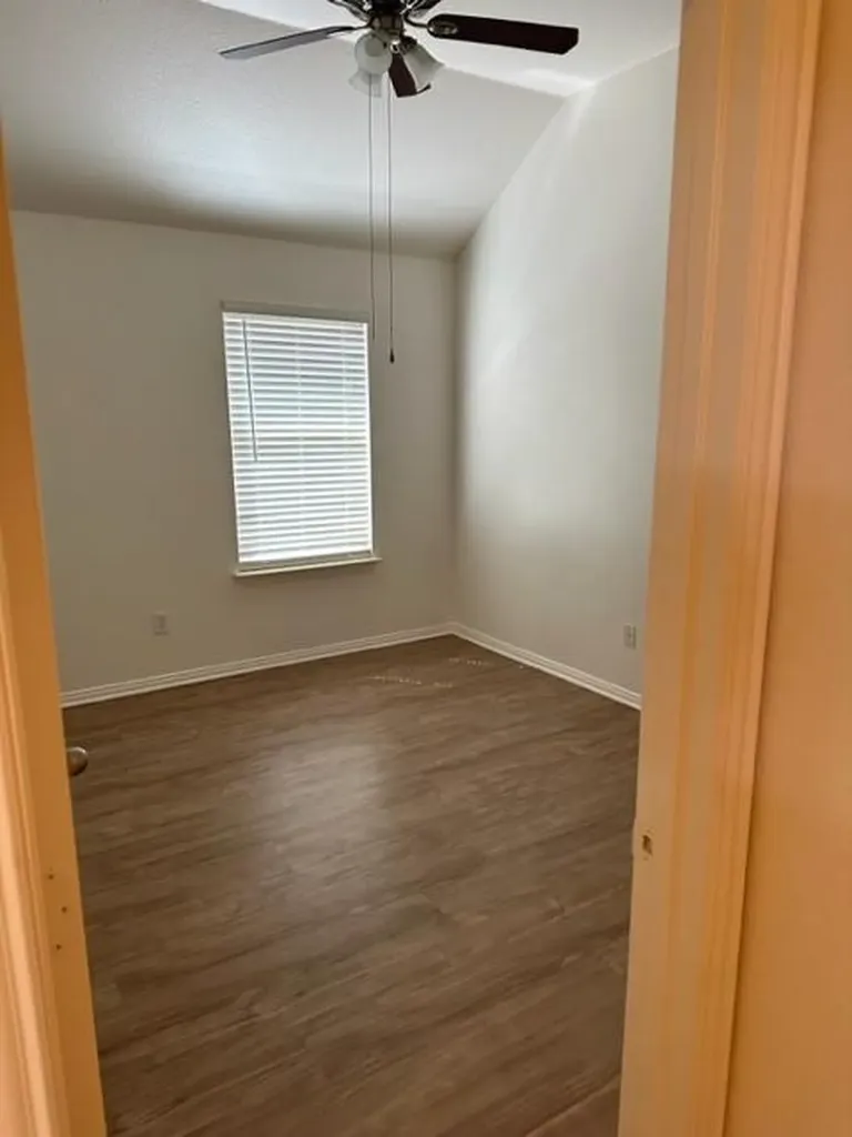 1438 Bull Horn Loop Round Rock TX 78665