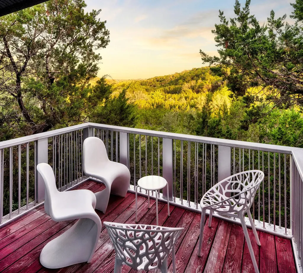 2803 Manitou Drive Austin TX 78734