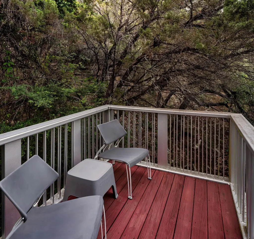 2803 Manitou Drive Austin TX 78734