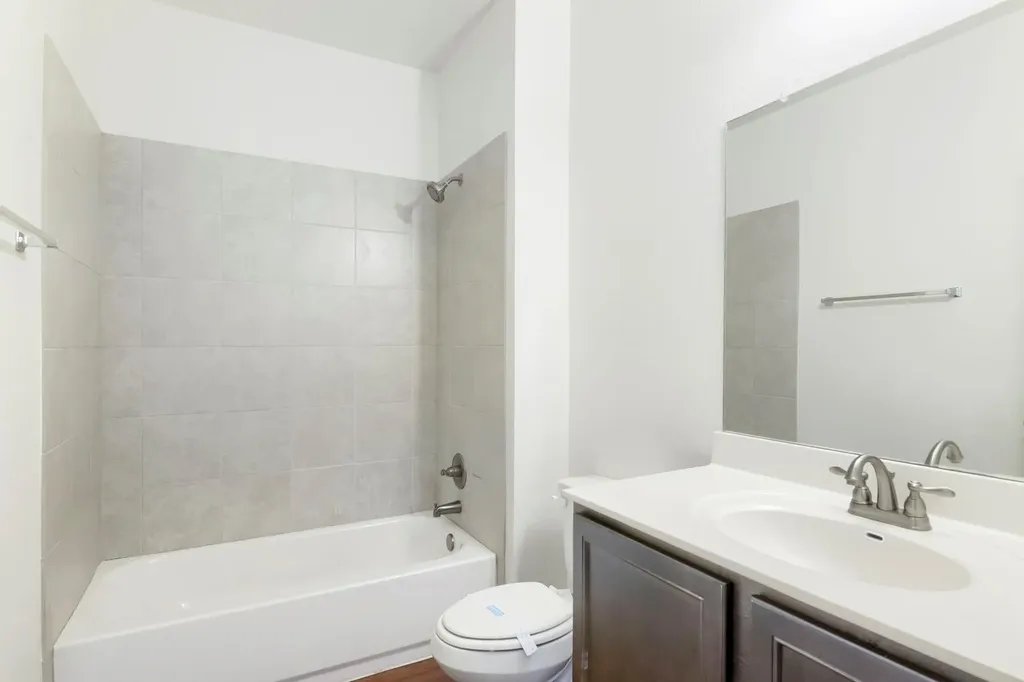 5817 Monmarte Cove Austin TX 78744