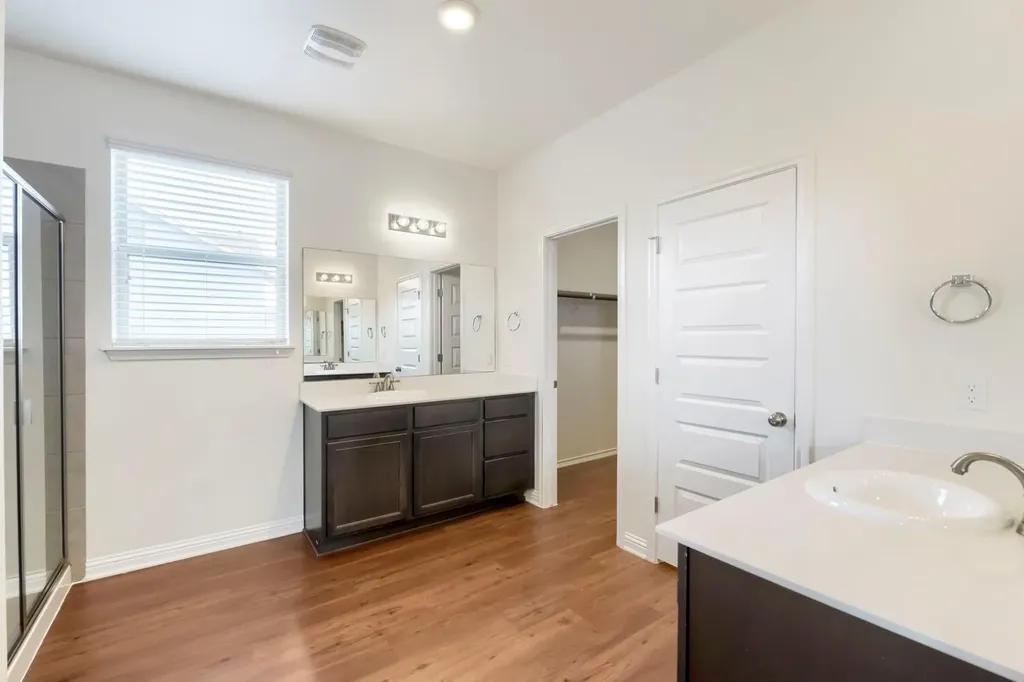 5817 Monmarte Cove Austin TX 78744