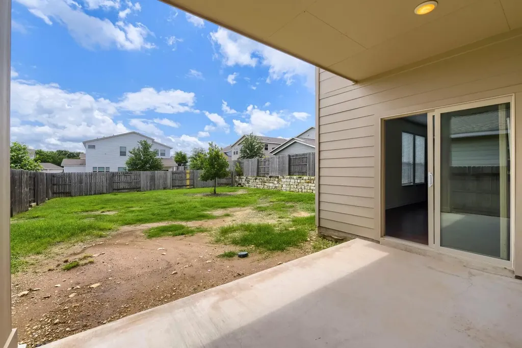 5817 Monmarte Cove Austin TX 78744