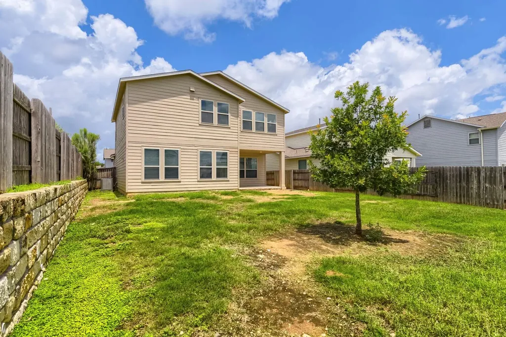5817 Monmarte Cove Austin TX 78744