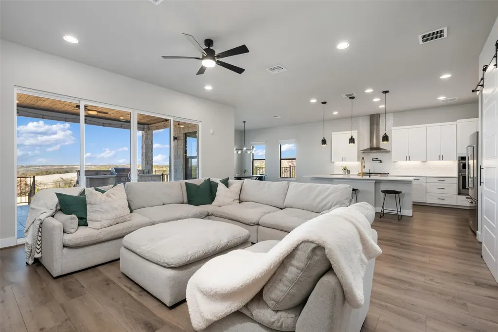 204 Roseleaf Court Liberty Hill TX 78642