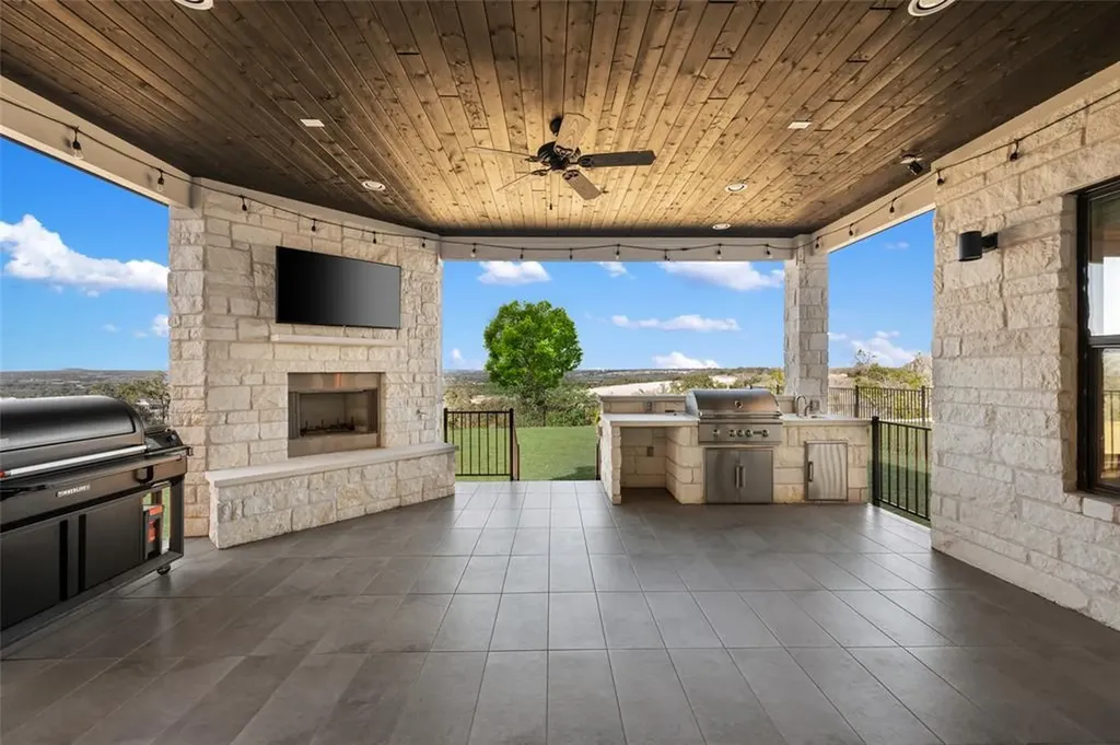 204 Roseleaf Court Liberty Hill TX 78642
