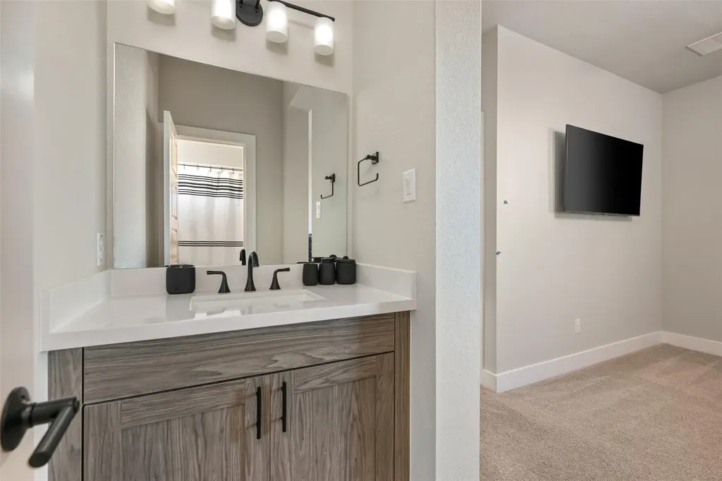 204 Roseleaf Court Liberty Hill TX 78642