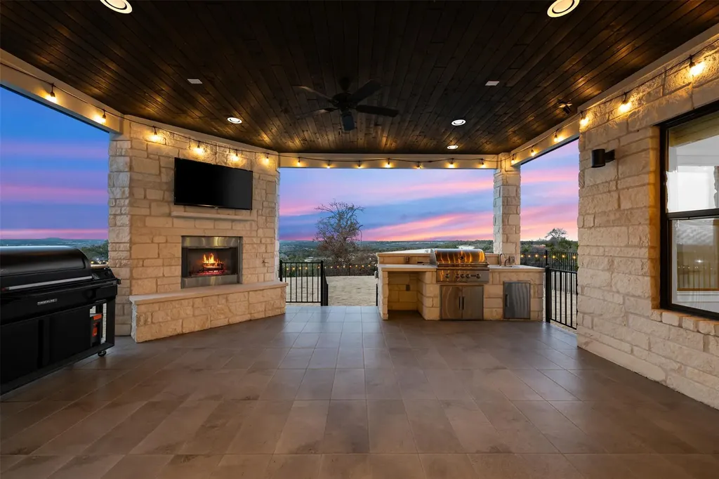 204 Roseleaf Court Liberty Hill TX 78642