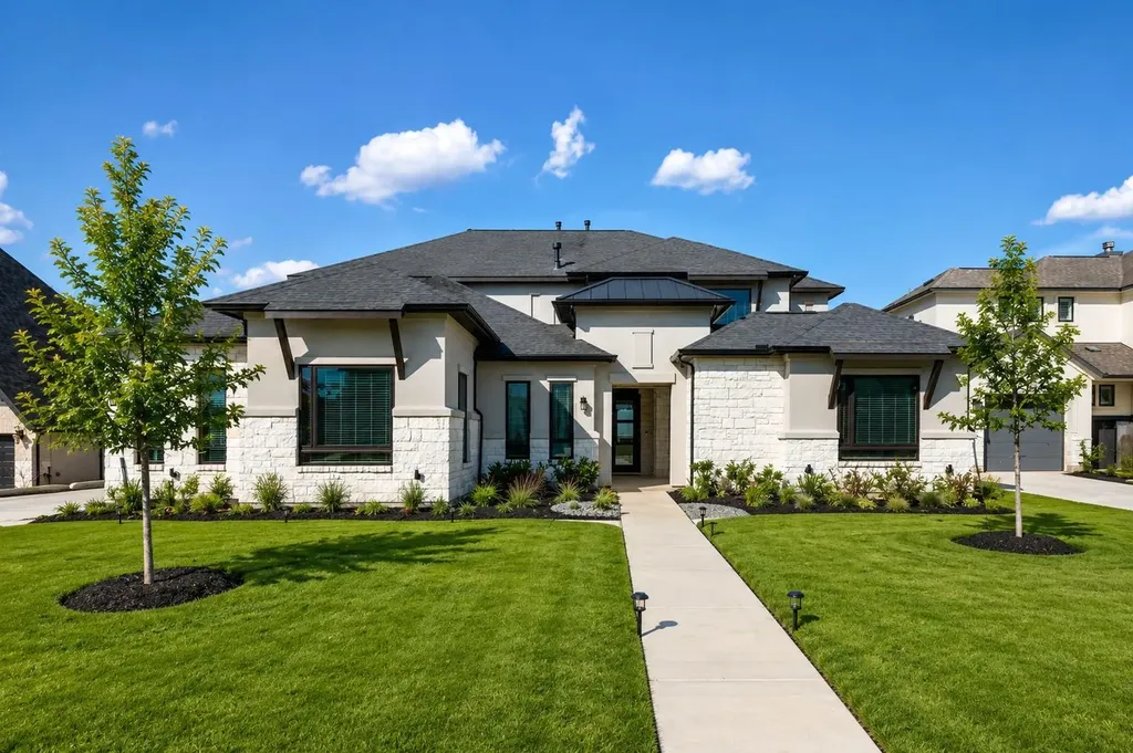 204 Roseleaf Court Liberty Hill TX 78642