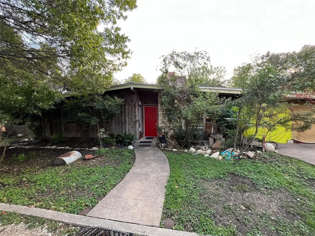 905 Neans Drive Austin TX 78758