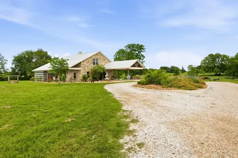 7835 Berger Road Schulenburg TX 78956