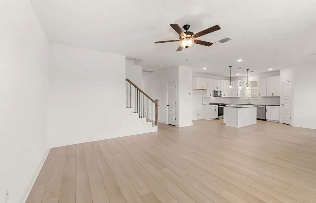 16801 Bustillos Pass Manor TX 78653