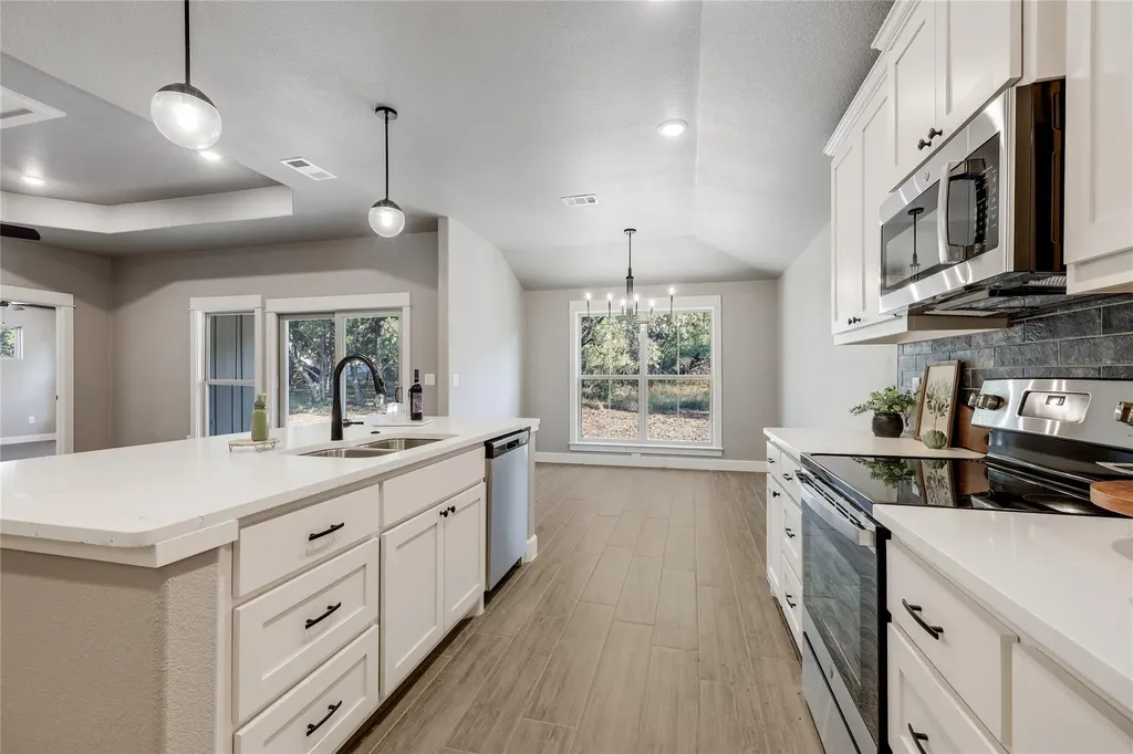 2605 Truman Drive Lago Vista TX 78645