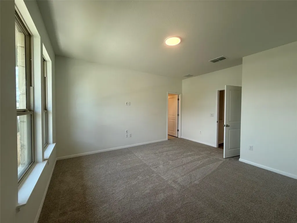 348 Glocken Lane Kyle TX 78640