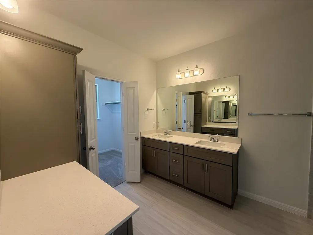 348 Glocken Lane Kyle TX 78640