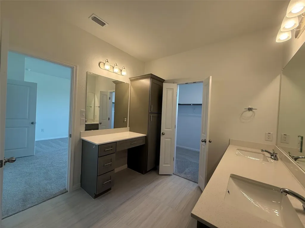 348 Glocken Lane Kyle TX 78640
