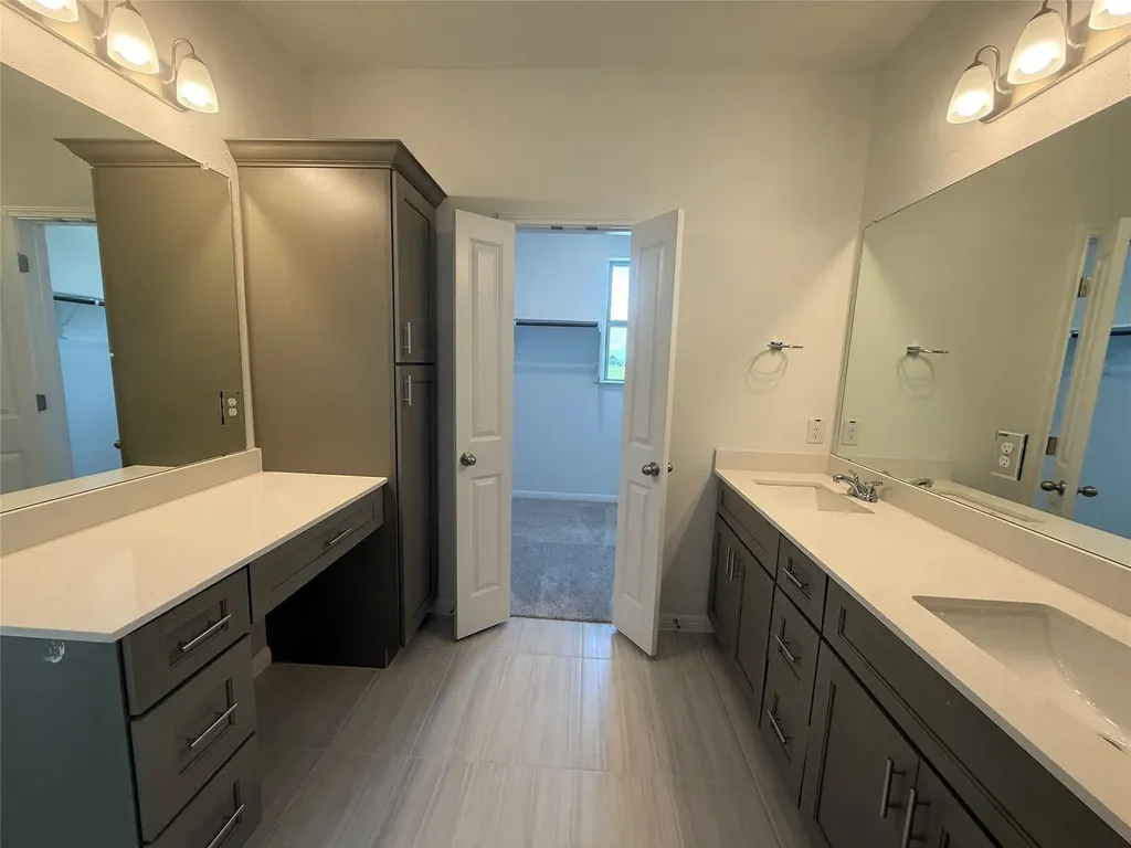 348 Glocken Lane Kyle TX 78640