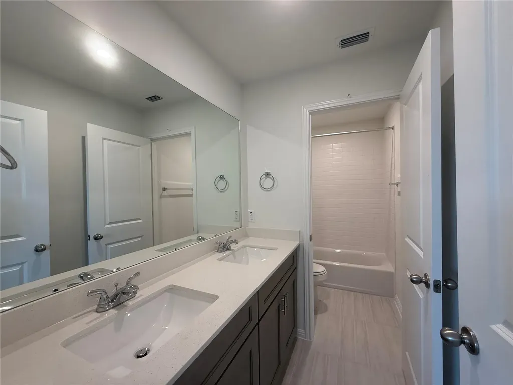 348 Glocken Lane Kyle TX 78640