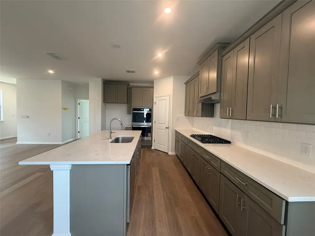 348 Glocken Lane Kyle TX 78640