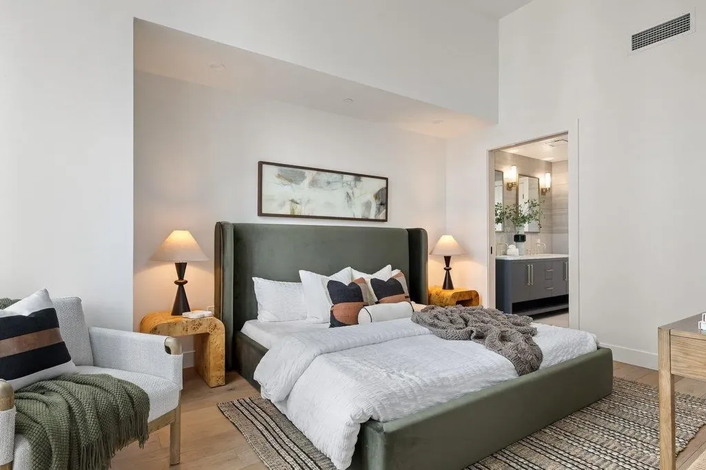 70 Rainey Street Austin TX 78701