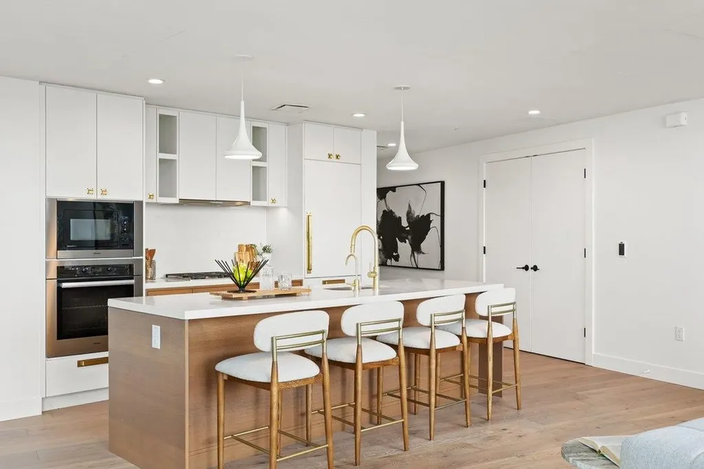 70 Rainey Street Austin TX 78701