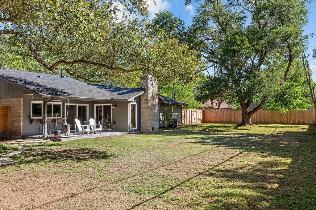 908 Merritt Drive Lockhart TX 78644