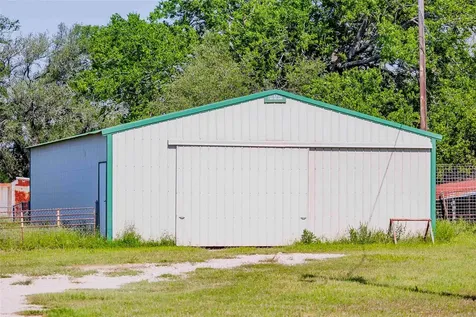 2265 County Road 106 Purmela TX 76566