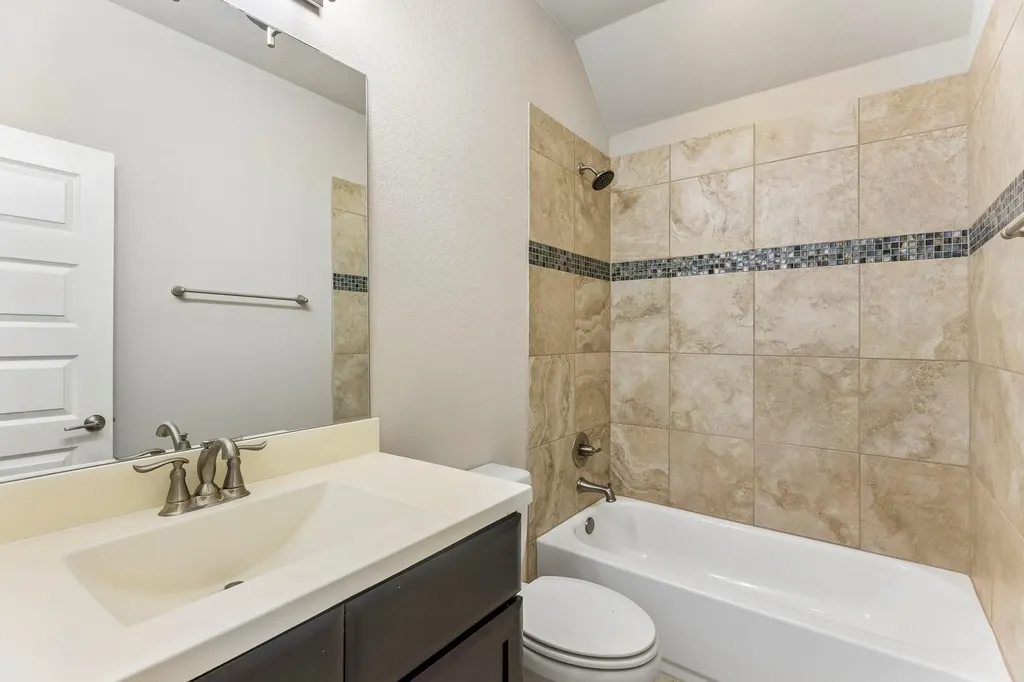 6904 Etna Way Round Rock TX 78665