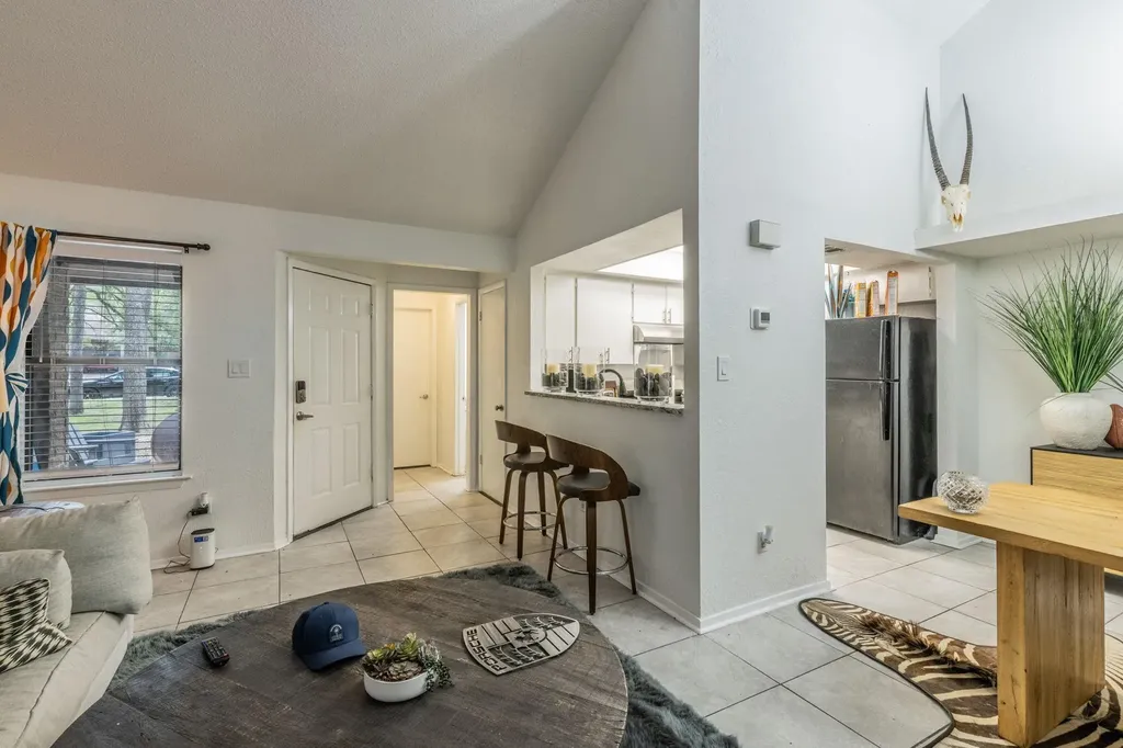 1008 Milford Way Austin TX 78745