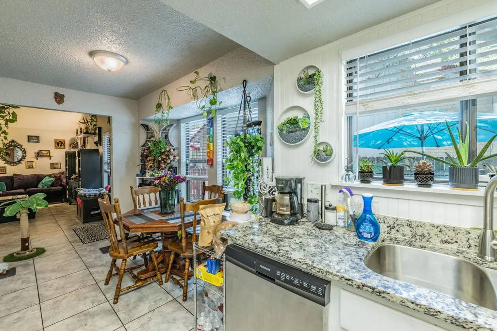 1008 Milford Way Austin TX 78745