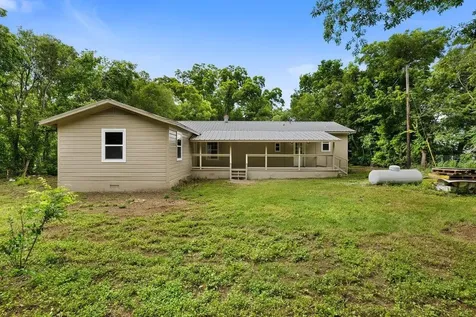 102 Patricks Alley Liberty Hill TX 78642