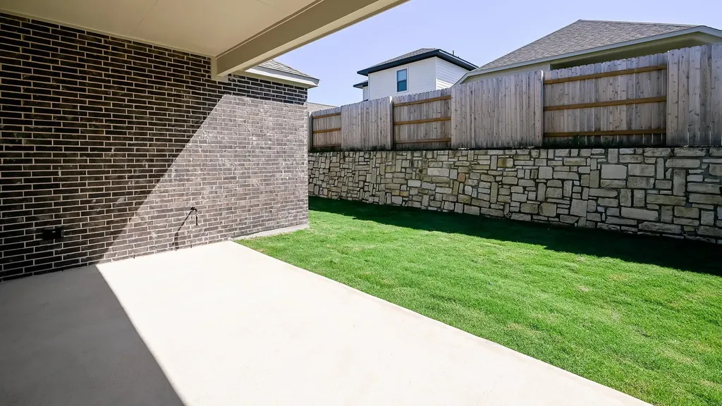 609 Bay Breeze Drive Kyle TX 78640