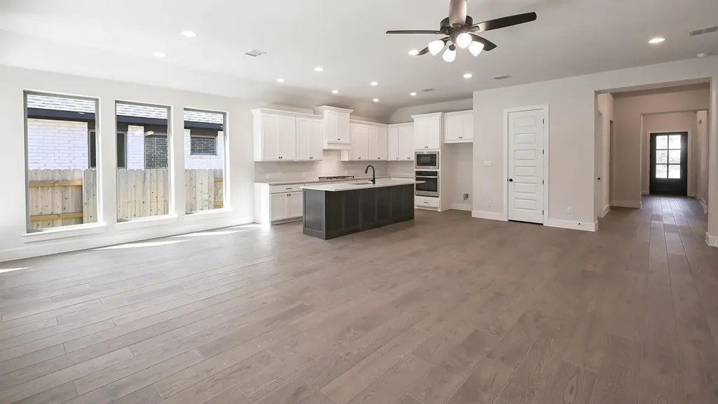609 Bay Breeze Drive Kyle TX 78640