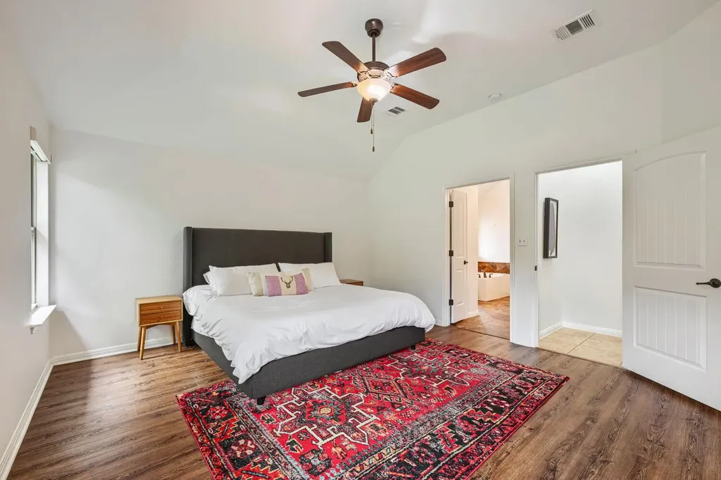 439 Drury Lane Austin TX 78737