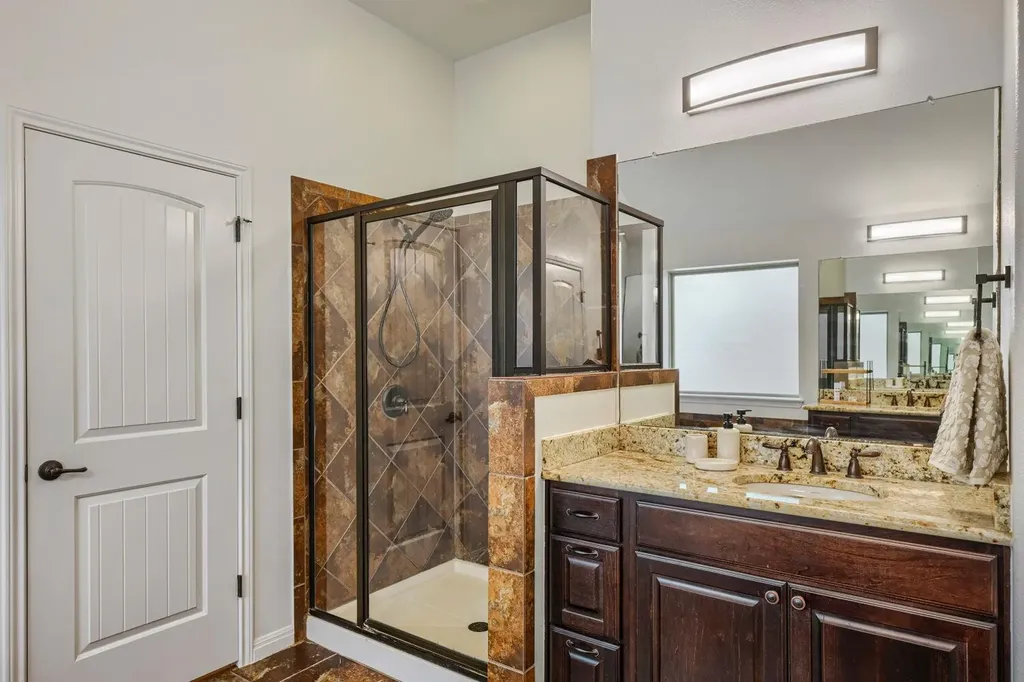 439 Drury Lane Austin TX 78737