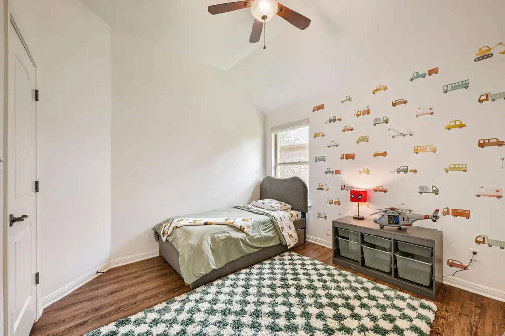 439 Drury Lane Austin TX 78737