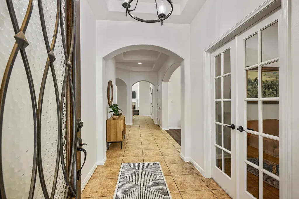 439 Drury Lane Austin TX 78737
