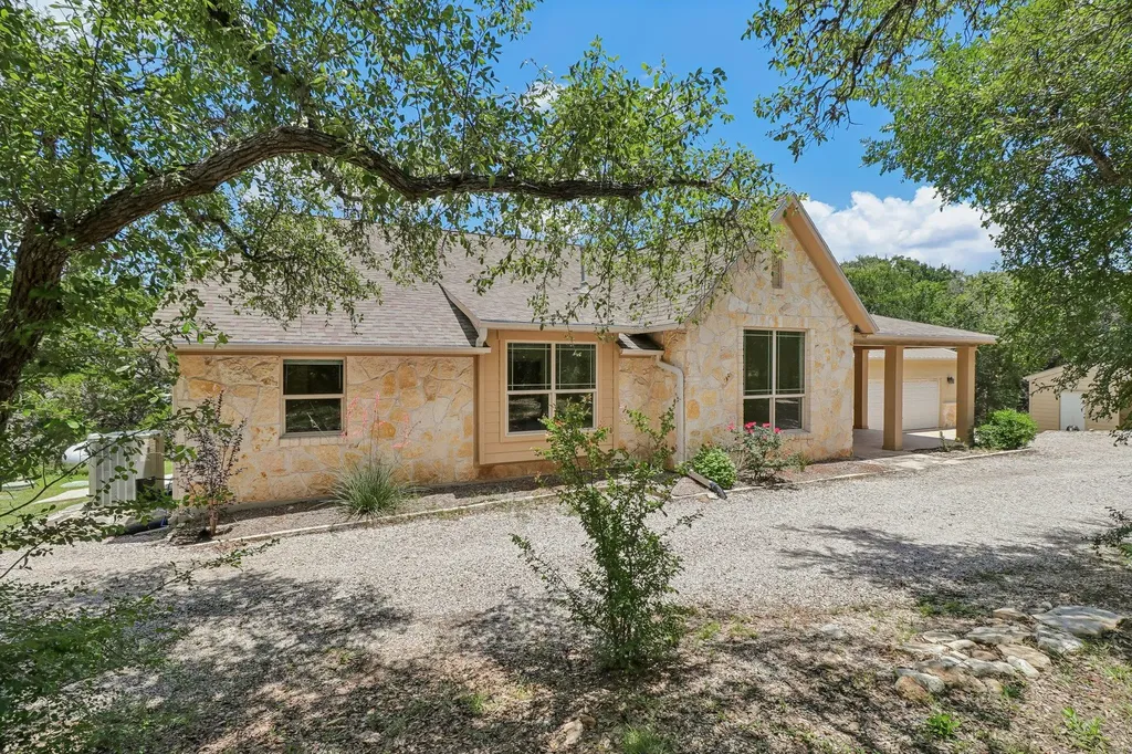 225 Shady Oaks Trail Liberty Hill TX 78642