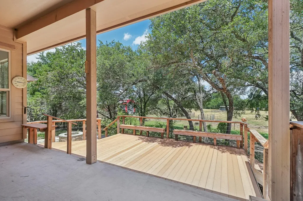 225 Shady Oaks Trail Liberty Hill TX 78642