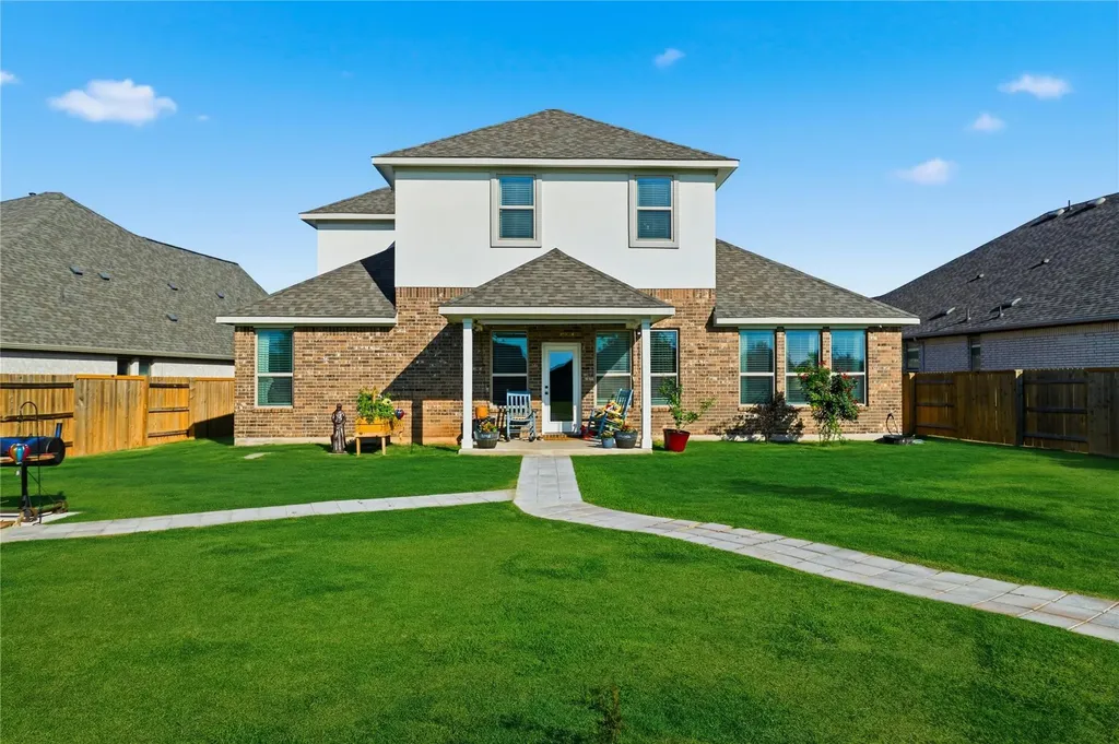 373 Coyote Creek Way Kyle TX 78640