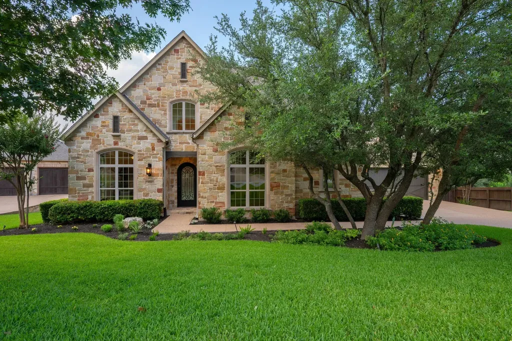 624 Santaluz Path Austin TX 78732