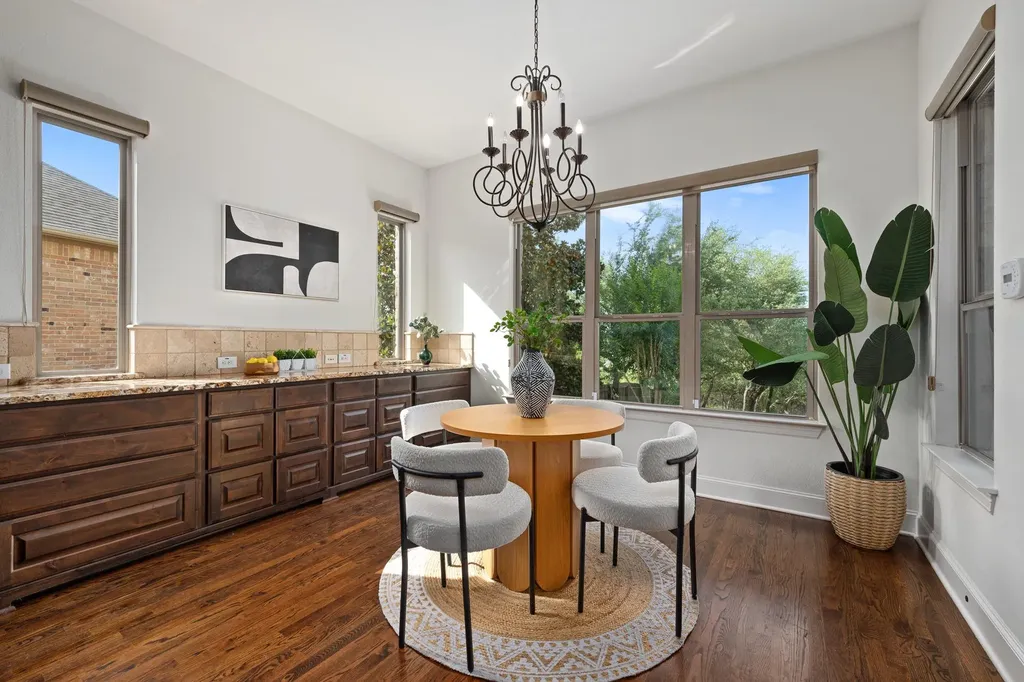 624 Santaluz Path Austin TX 78732