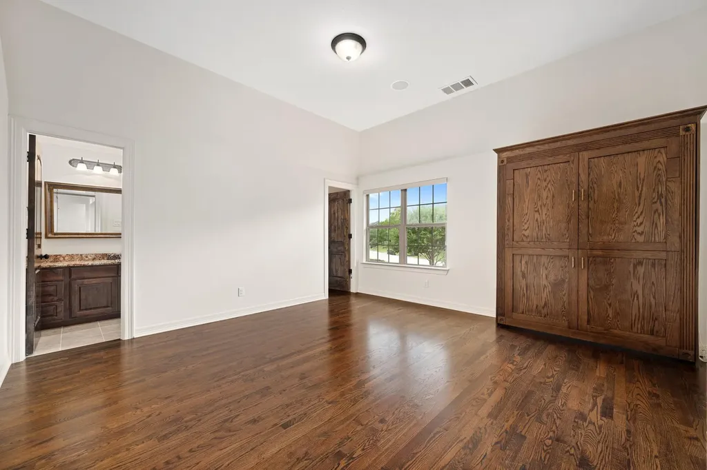624 Santaluz Path Austin TX 78732