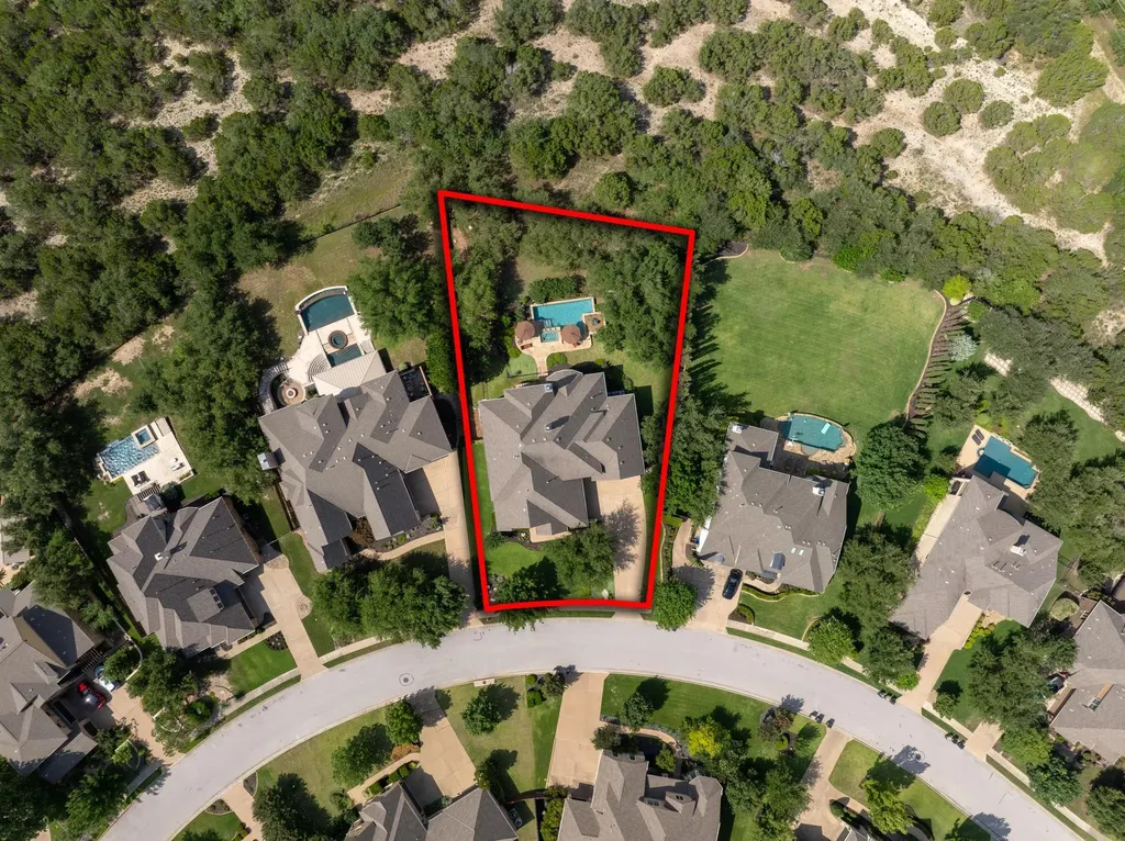 624 Santaluz Path Austin TX 78732