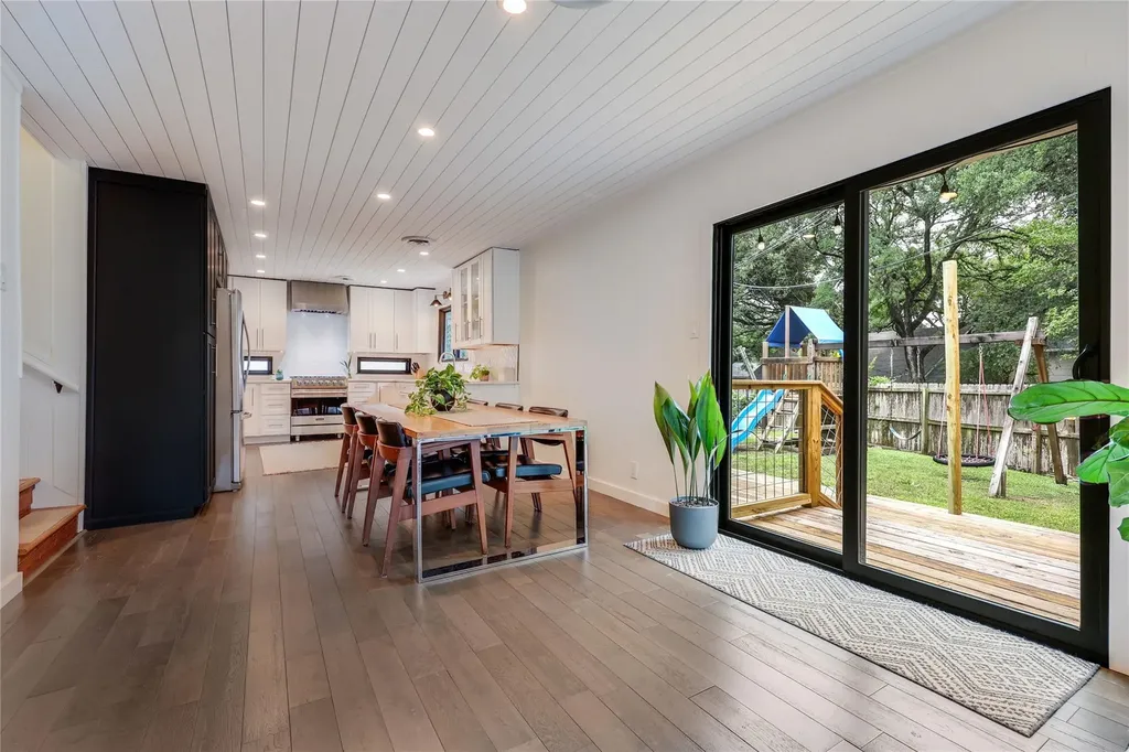 1703 Fawn Drive Austin TX 78741